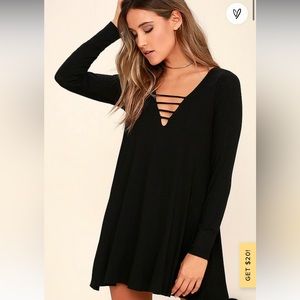 Black v neck long sleeve ribbed swing dress